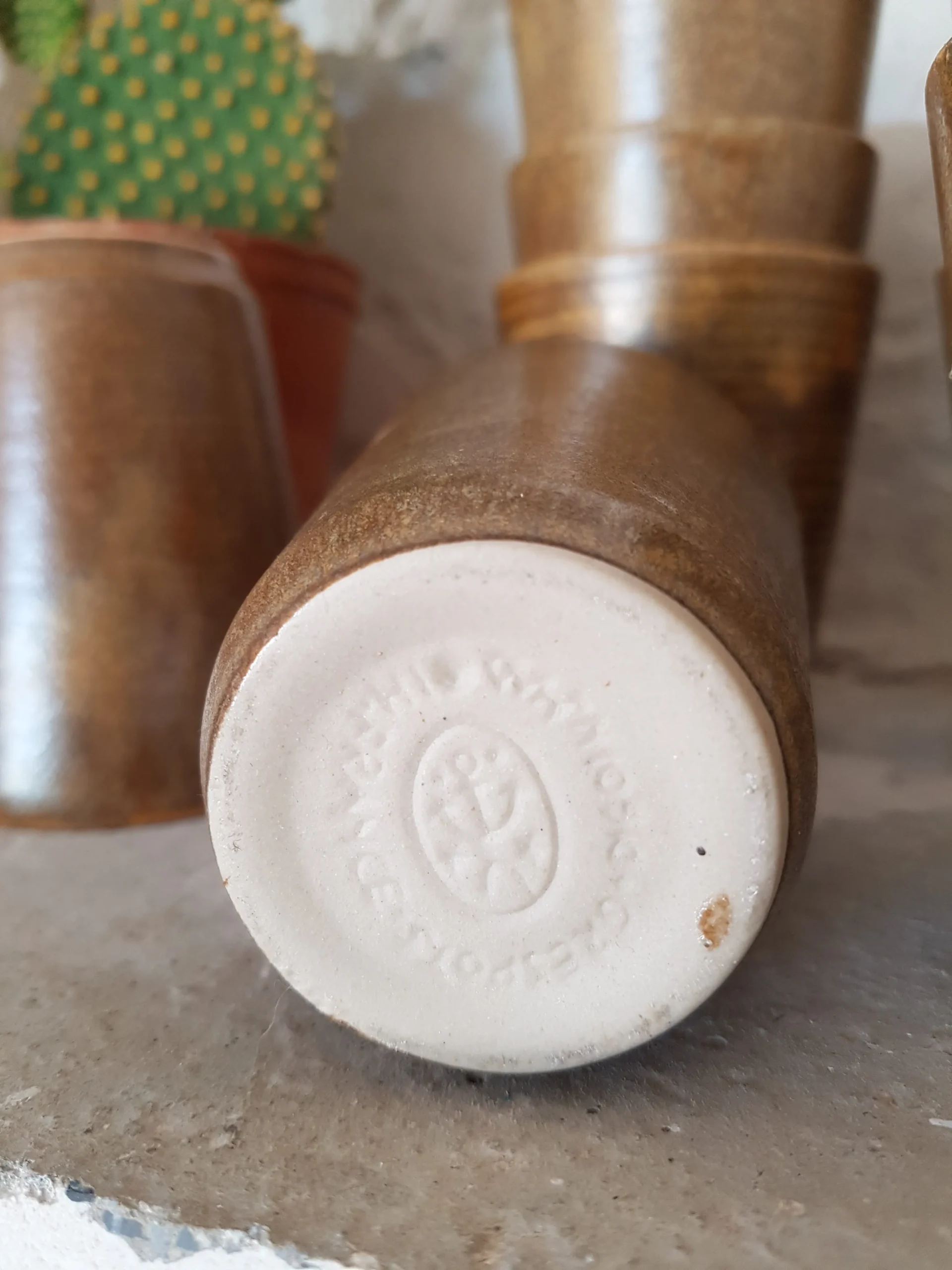 Lot de 9 tasses gobelets en grès vintage Digoin – Image 5