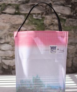 Panier recyclé blanc et rouge